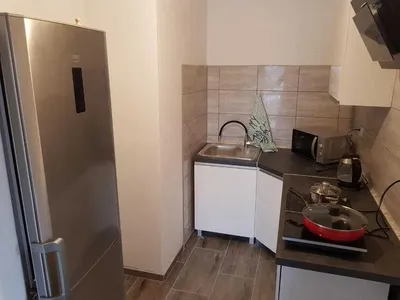 Pokój z balkonem | Świeżo po remoncie | Super lokalizacja przy M1 Łódź | Wszystkie opłaty w cenie | Gotowy do zamieszkania | Zadzwoń! - miniatura 5
