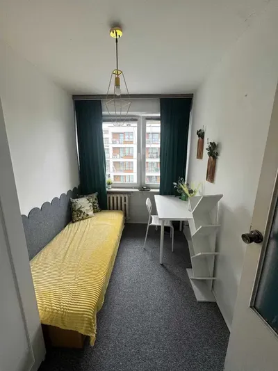 Room for a female student: preferably from Zimbabwe - miniatura 2