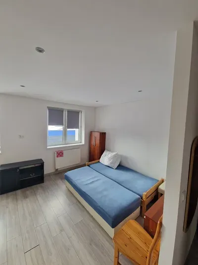 Wynajmę mieszkanie 35m2 BEZCZYNSZOWE - miniatura 2