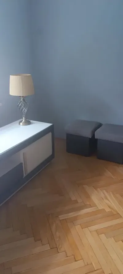 Wynajmę mieszkanie ll piętro, centrum - miniatura 3
