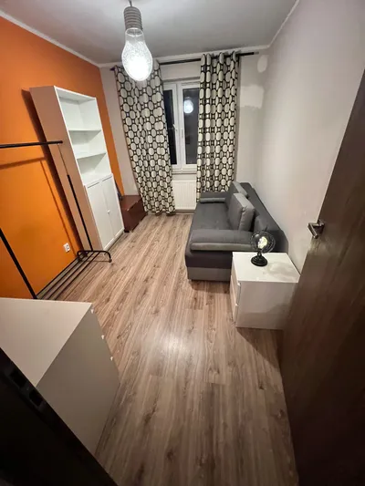 Od zaraz . Pokój gadow 1500 do negocjacji. - miniatura 4