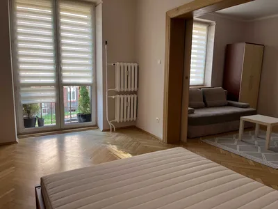 Duże dwupokojowe mieszkanie w centrum Katowic - miniatura 4