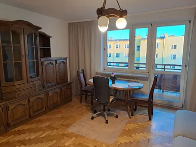 Wynajmę duży pokój 19 m2 z balkonem 6m2 w samodzielnym mieszkaniu - miniatura 5