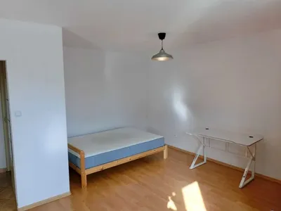 Mieszkanie 38m2 ,Wesele Lea Zarzecze miejsce postojowe w garażu - miniatura 5