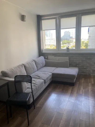 Wynajem 2 pokoje 38 m2 przy Placu Zawiszy. - miniatura 4