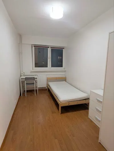 Pokój (10m²) Kasprowicza 88 | Metro Młociny