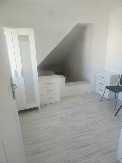 Wynajmę mieszkanie w centrum Torunia - miniatura 3