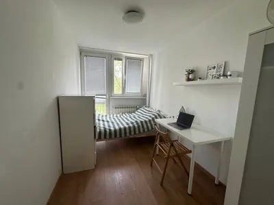 Pokój do wynajęcia w trzypokojowym mieszkaniu. Warszawa Centrum