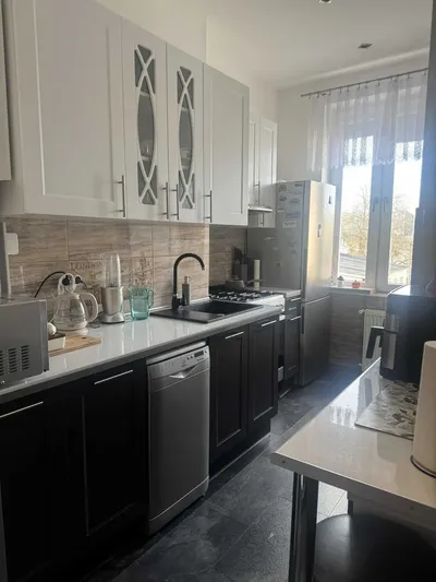 Wynajmę mieszkanie blisko centrum (53m2) - miniatura 3