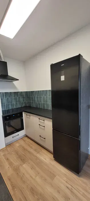 Apartamentowiec na Widzewie z miejscem postojowym - miniatura 3