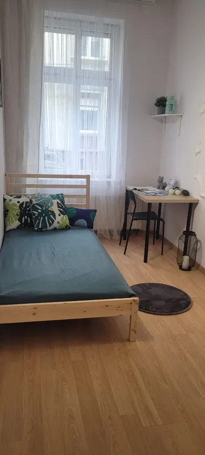 Wolne pokoje 1 os./WSG/UKW/ ul.Długosza 12 - miniatura 5