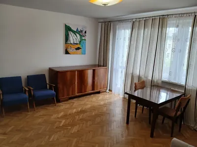 Duzy pokoj z bankonem do wynajecia - miniatura 2