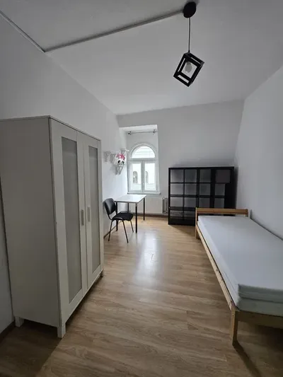 3 pokoje mieszkania, Katowice centrum - miniatura 3
