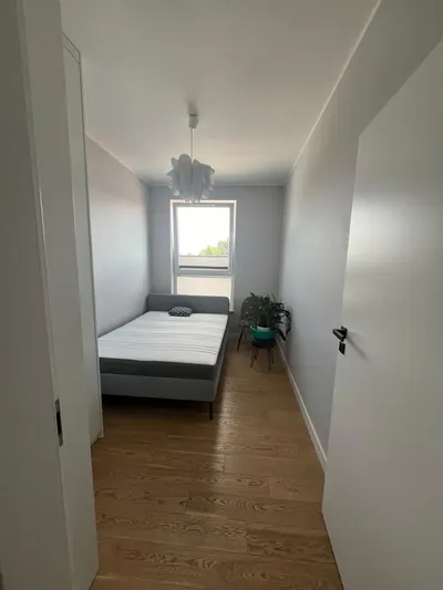 Wynajmę mieszkanie 4 pokoje, 72 m2 , bezpośrednio - miniatura 5