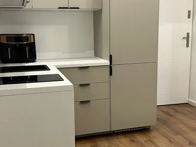 Kawalerka do wynajecia w ścisłym centrum Katowic - miniatura 5