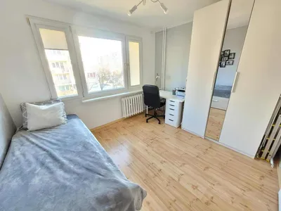 Wynajmę pokój 13m2 dla studentow - blisko UMED/UŁ