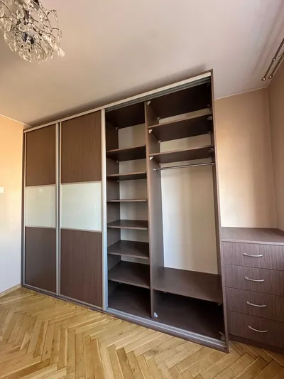 Pokój do wynajęcia - idealny dla studentki Uniwersytetu Medycznego w Łodzi - miniatura 3