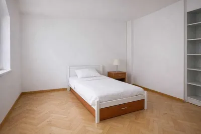750 злотых месяц проживания. Новое общежитие. Хостел Варшава. Hostel