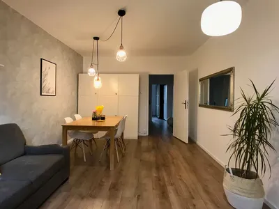 2 pokojowe mieszkanie z osobną kuchnią i balkonem - miniatura 2