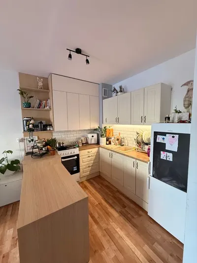 Mieszkanie 2 pokojowe 43m2 z ogrodkiem na ulicy Strobanda , Jar - miniatura 2