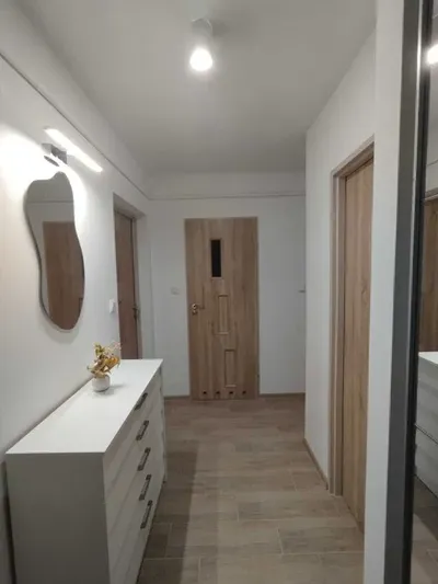 Przytulny pokój jedno/dwuosobowy dla kobiet blisko Uniwersytetu Medycznego - miniatura 3