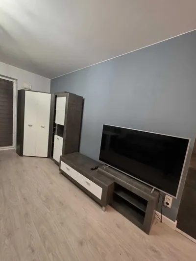 Wynajmę mieszkanie 28 m2 Włochy ulica Rakowska 3 - miniatura 2