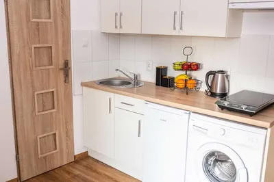 Na wynajem umeblowana mikro kawalerka Jeżyce 13m- balkon 3,5m, parking w cenie - miniatura 3