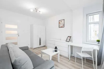 Pokoj w centrum Wroclawia wolny od 1 maja!!! - miniatura 2