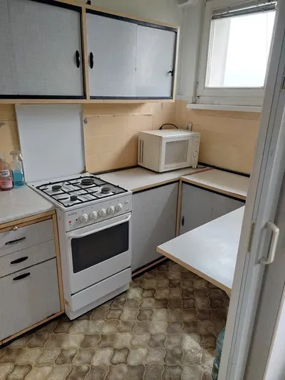 Wynajmę tanio mieszkanie Rataje - miniatura 4