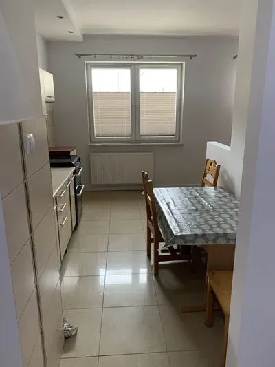 Przestronny pokój do wynajęcia - miniatura 3