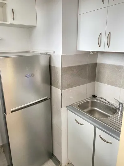 Kawalerka 30 m², 2 piętro, balkon, winda, świetna lok. Czartoryskiego - miniatura 3