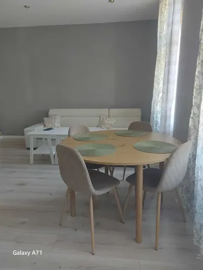 Mieszkanie na wynajem 3 pokoje - miniatura 2