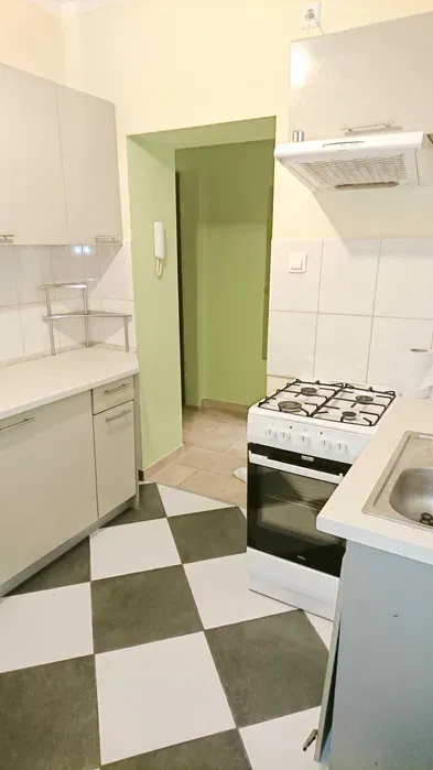 Samodzielny duży pokój do wynajęcia od zaraz - miniatura 4