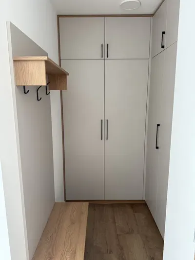 Słoneczne, swieżo wykonczone, w idealnej lokalizacji - miniatura 4