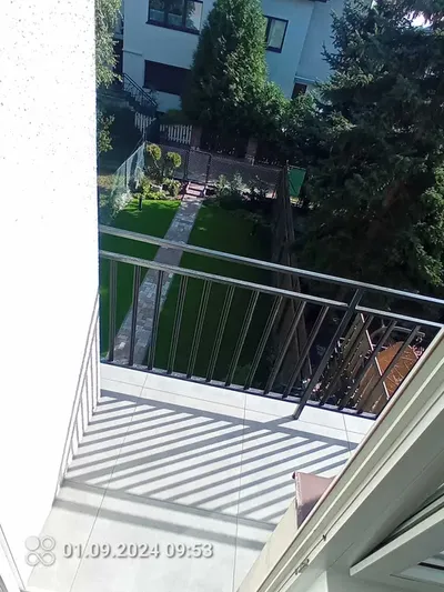 Pokój jednoosobowy z balkonem dla niepalącej studentki 850 zł z opłatami. - miniatura 4