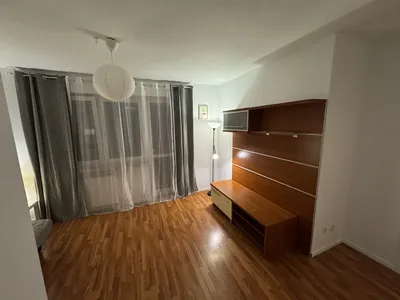 Mieszkanie do wynajęcia Bemowo + 2 miejsca parkingowe, metro 300m. - miniatura 2