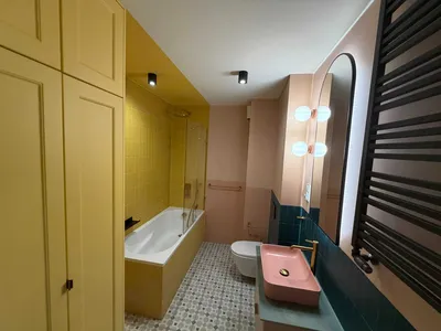 Nowoczesne, artystyczne mieszkanie 50m² + schowek 20m² - miniatura 5