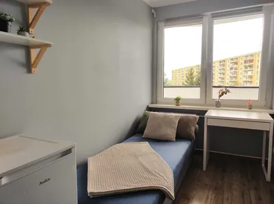 Wygodny pokój po odświeżeniu | Świetna cena | FOREIGNERS FRIENDLY| Powstańców 30b