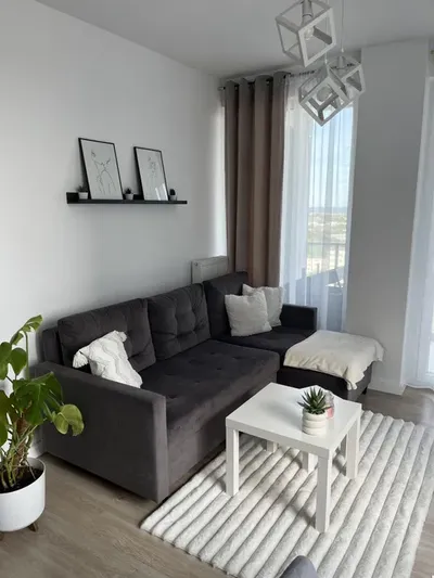 Nowoczesny apartament z widokiem na panoramę Gdańska – 13. piętro, Central Park - miniatura 2