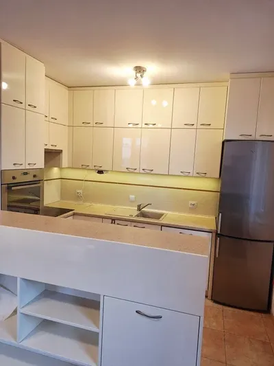 Komfortowe mieszkanie na wynajem - miniatura 4