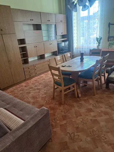 WYNAJMĘ Pokój na TRZEBNICKIEJ dla dwóch osób.