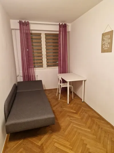 Pokój jednoosobowy na Czechowie - miniatura 2