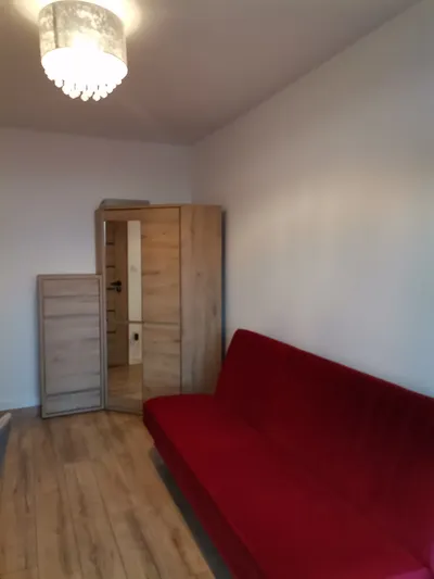 Pokój z balkonem - miniatura 2