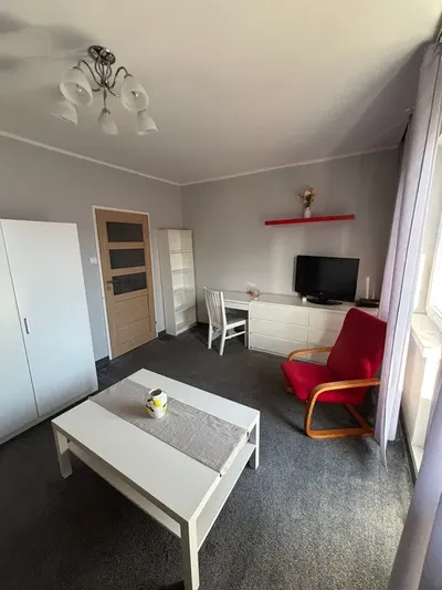 Duży pokój z balkonem w M4 - miniatura 3
