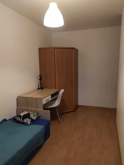 Pokój jednoosobowy z balkonem – ul. Meissnera (5), PK AWF UR UEK AGH - miniatura 2