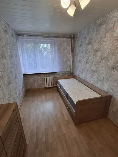 Mieszkanie na wynajem M4 / 56,57m2 / POLESIE / RETKINIA / RETKIŃSKA z balkonem / winda / po remoncie - miniatura 2