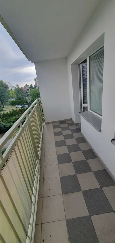 Pokój 18,8m2 + balkon 5m2 Dokerska Po remoncie generalnym od 30.04.2026 - miniatura 3