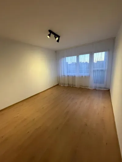 Wynajmę mieszkanie Bytków 2 pokoje balkon - miniatura 2