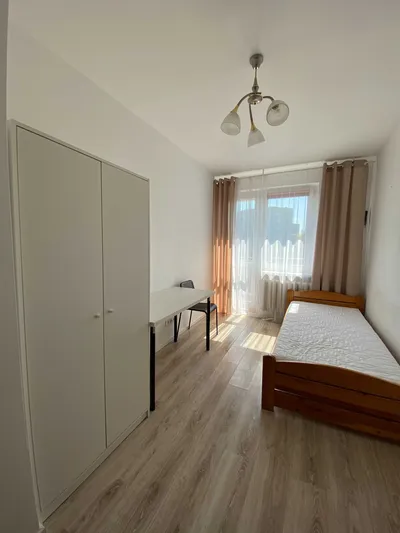 URSYNÓW, Dembowskiego 6, duże mieszkanie, oddzielna kuchnia