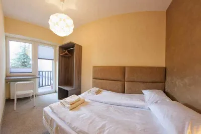 Wynajmę mieszkanie 65m2, Kazimierz Józefa, 3 pok + salon, 1 piętro, balkon, centralne zapraszam //English below - miniatura 4